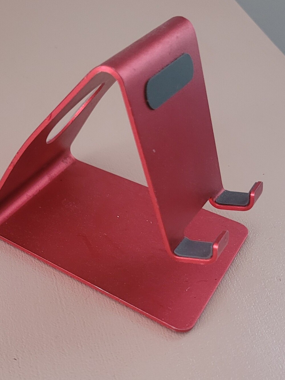 Lamicall Aluminum Cell Phone Stand - Red